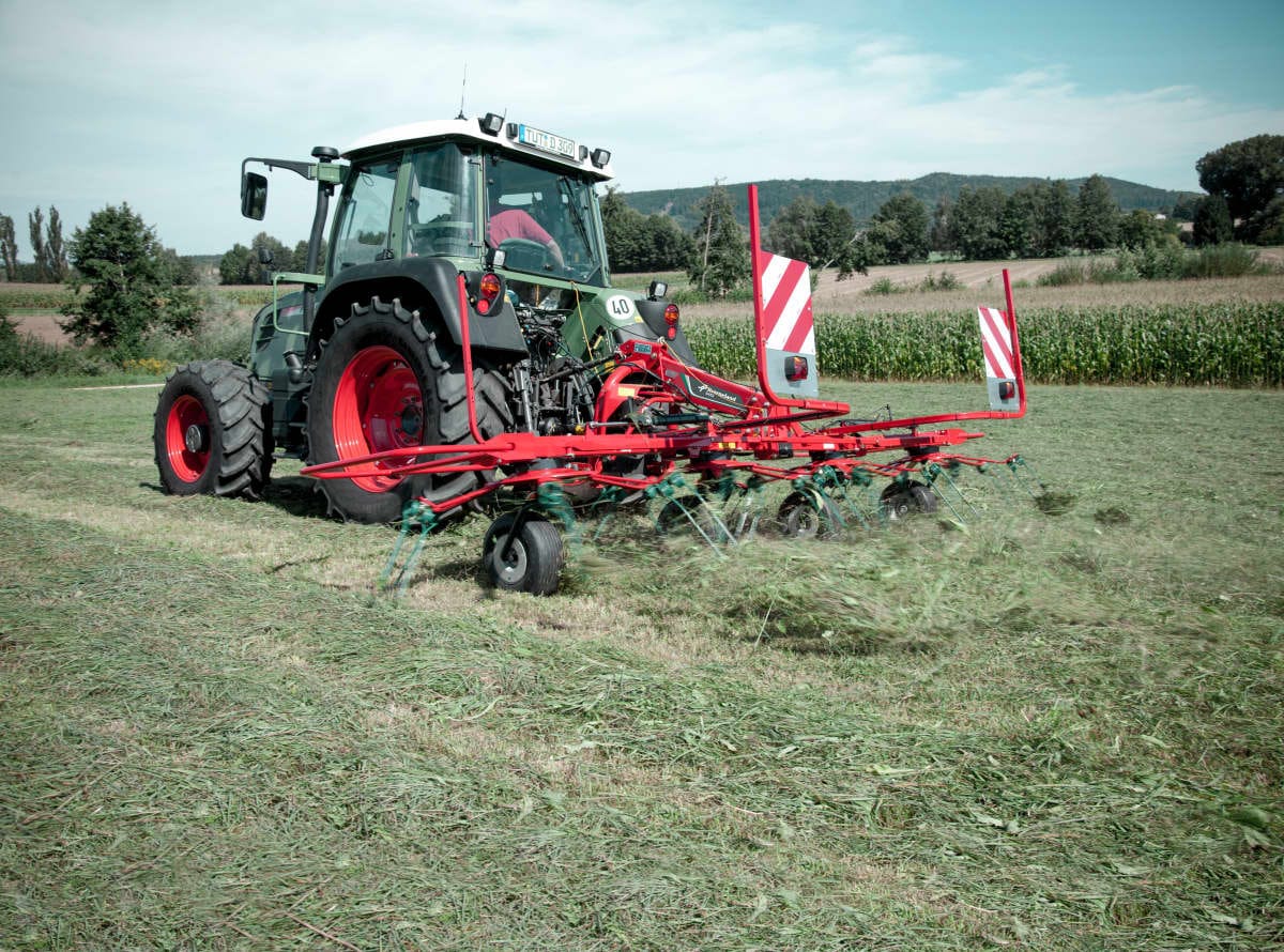 Kverneland 8452 - Rotorvädare med låga underhållsbehov | MaskinGruppen